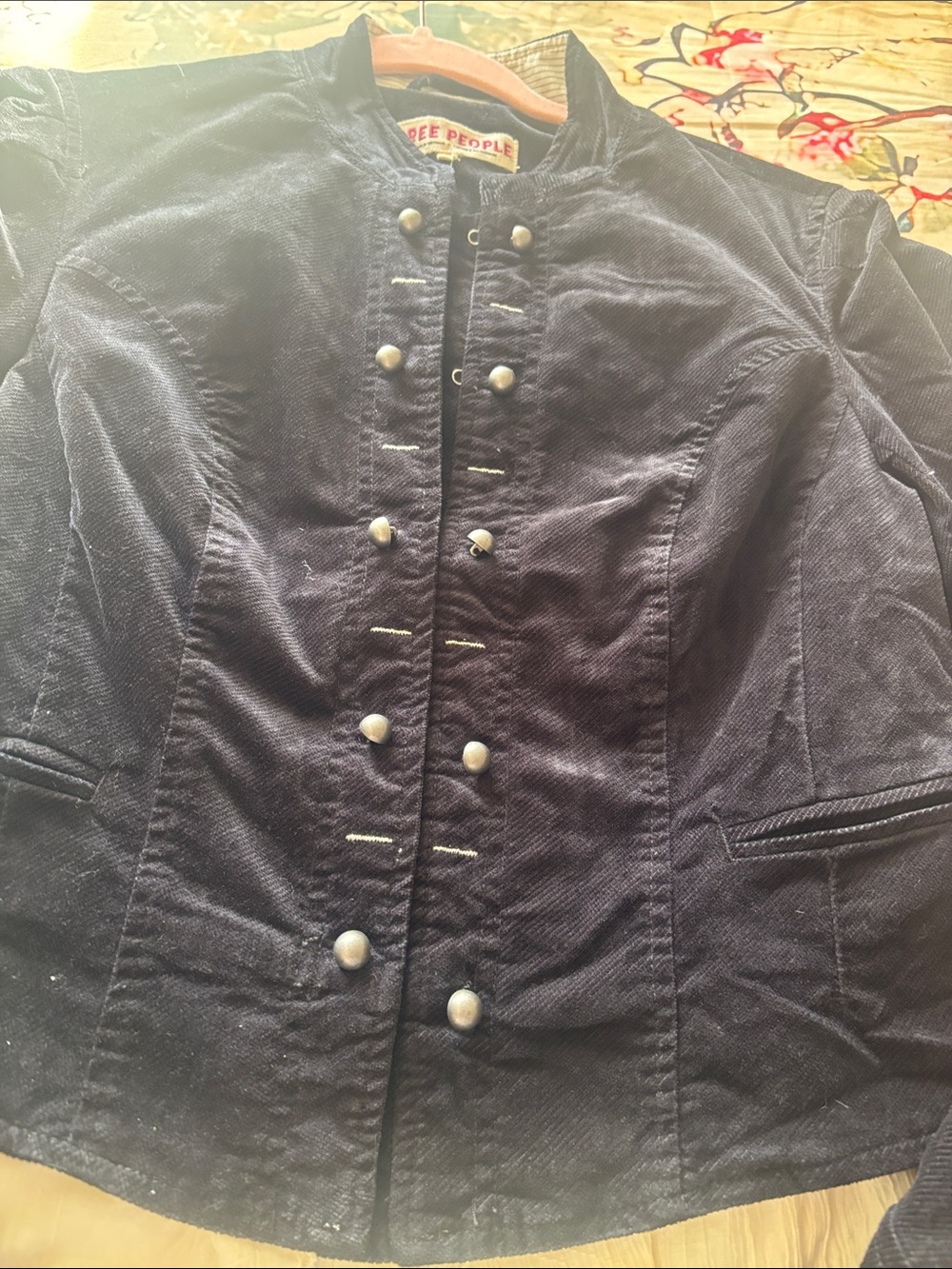 Jacket - Picture 2 of 4